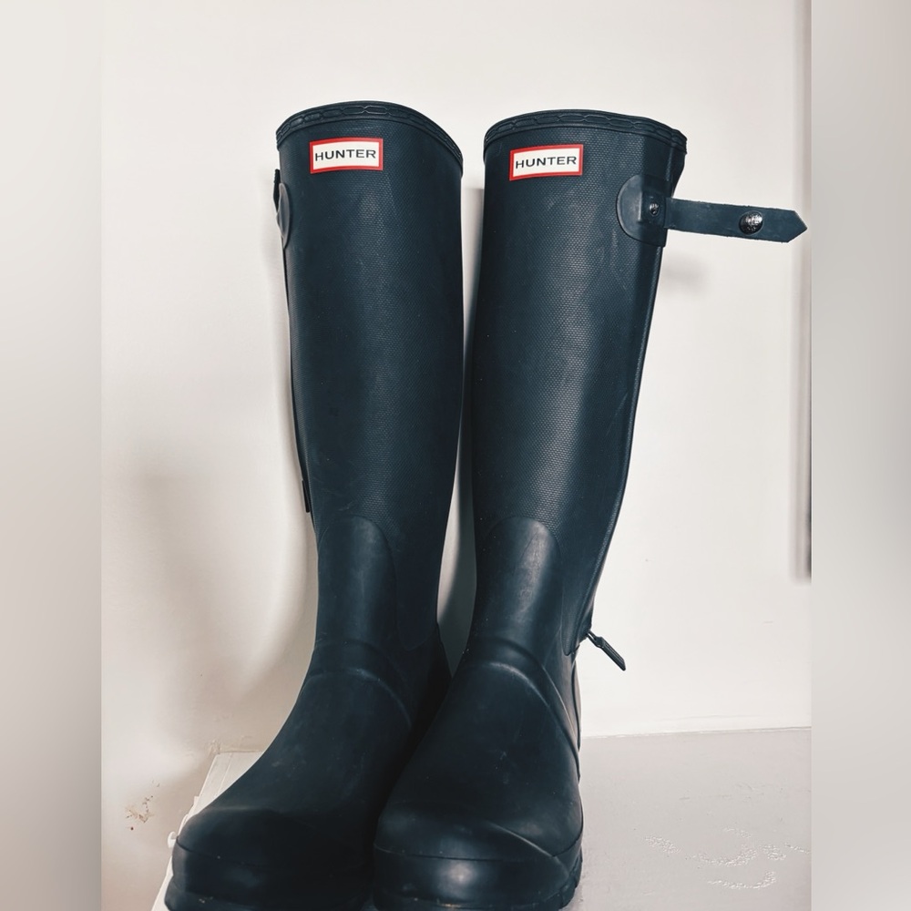 Hunter Women's classic Black Rain Boots